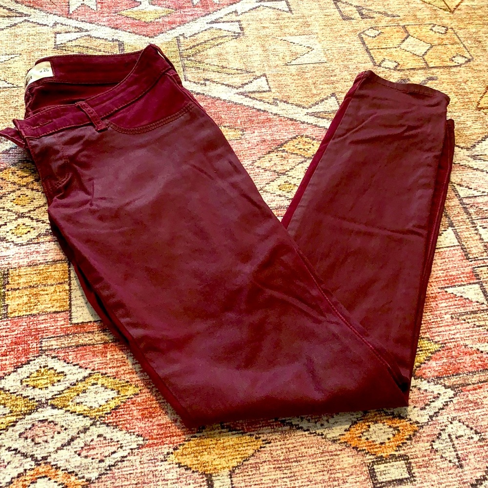 SOLD 🚫 Two fabric skinny jeans 👖